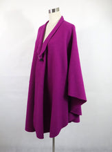 Lataa kuva Galleria-katseluun, Magentanpunainen huovutettu villaviitta