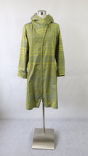Lataa kuva Galleria-katseluun, Limenvihreä hupullinen pitkä välikausitakki XS