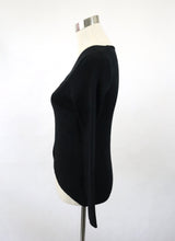 Lataa kuva Galleria-katseluun, Musta kietaisumallinen puuvillaneule M