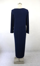 Lataa kuva Galleria-katseluun, Tummansininen pitkähihainen mekko 42