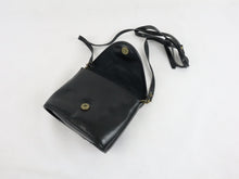 Lataa kuva Galleria-katseluun, Musta olkalaukku