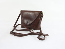 Lataa kuva Galleria-katseluun, Ruskea olkalaukku