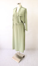 Lataa kuva Galleria-katseluun, Pistaasinvihreä paitamekko 38