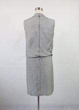 Lataa kuva Galleria-katseluun, Hopeanvärinen juhlamekko 40