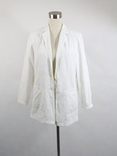Lataa kuva Galleria-katseluun, Valkoinen vuorittamaton takki S