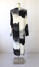 Lataa kuva Galleria-katseluun, Mustavalkoinen kuviollinen pitkä mekko 36