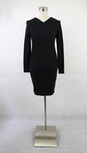 Lataa kuva Galleria-katseluun, Marimekko Marja Suna made in Finland tummanharmaa neulepusero ja hame S