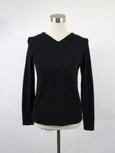 Lataa kuva Galleria-katseluun, Tummanharmaa neulepusero ja hame S