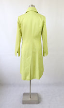 Lataa kuva Galleria-katseluun, Limenvärinen trenssitakki 38