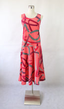 Lataa kuva Galleria-katseluun, Marimekko Suomi Finland punainen kuviollinen vintage mekko 34