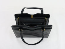 Lataa kuva Galleria-katseluun, Musta tilava käsilaukku