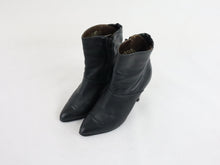 Lataa kuva Galleria-katseluun, Mustat korolliset nilkkurit 3½