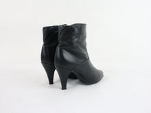 Lataa kuva Galleria-katseluun, Mustat korolliset nilkkurit 3½