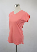 Lataa kuva Galleria-katseluun, Korallinvärinen t-paita S