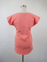 Lataa kuva Galleria-katseluun, Korallinvärinen t-paita S