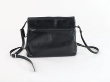 Lataa kuva Galleria-katseluun, Musta monilokeroinen olkalaukku