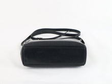 Lataa kuva Galleria-katseluun, Musta monilokeroinen olkalaukku