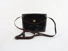 Lataa kuva Galleria-katseluun, PT Design kotimainen vintage musta olkalaukku ruskein yksityiskohdin