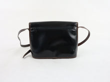 Lataa kuva Galleria-katseluun, Musta olkalaukku ruskein somistein