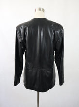 Lataa kuva Galleria-katseluun, Musta nahkainen bleiseri C38