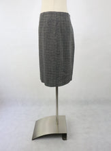 Lataa kuva Galleria-katseluun, Tummanharmaa kuviopintainen kapea hame 40