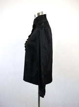 Lataa kuva Galleria-katseluun, Musta röyhelökauluksinen satiinipusero 40