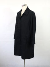 Lataa kuva Galleria-katseluun, Musta välikausitakki 42