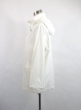 Lataa kuva Galleria-katseluun, Valkoinen hupullinen takki 38