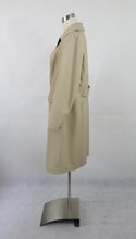 Lataa kuva Galleria-katseluun, Beige puolipitkä trenssitakki