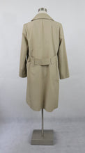 Lataa kuva Galleria-katseluun, Beige puolipitkä trenssitakki