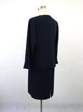 Lataa kuva Galleria-katseluun, Tummansininen jakkupuku 36/38