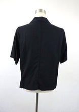 Lataa kuva Galleria-katseluun, Musta lyhythihainen paitajakku
