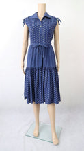 Lataa kuva Galleria-katseluun, Merry Finn kotimainen vintage sinivalkoinen kukkakuvioinen mekko C38