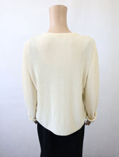 Lataa kuva Galleria-katseluun, Luonnonvalkoinen puuvillaneuletakki M