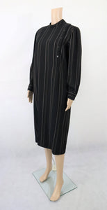 Musta ruskearaidallinen villakankainen mekko 38