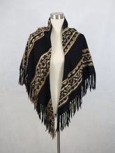 Lataa kuva Galleria-katseluun, Iso hapsullinen villahuivi