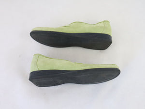 Pistaasinvihreät mokkanahkaiset loaferit 4½