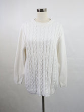 Lataa kuva Galleria-katseluun, Balladi by Holopainen valkoinen palmikkoneulepaita M