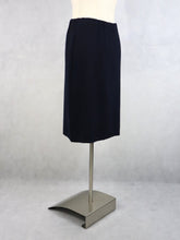 Lataa kuva Galleria-katseluun, Tummansininen neulehame L