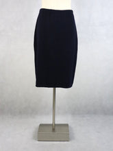 Lataa kuva Galleria-katseluun, Tummansininen neulehame L