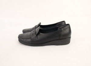 Mustat loaferit 40