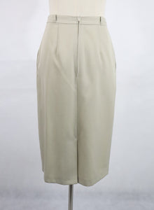Vaalean beige jakkupuku 34/36