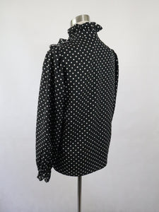 Mustavalkoinen polka dot röyhelökauluksinen pusero C40