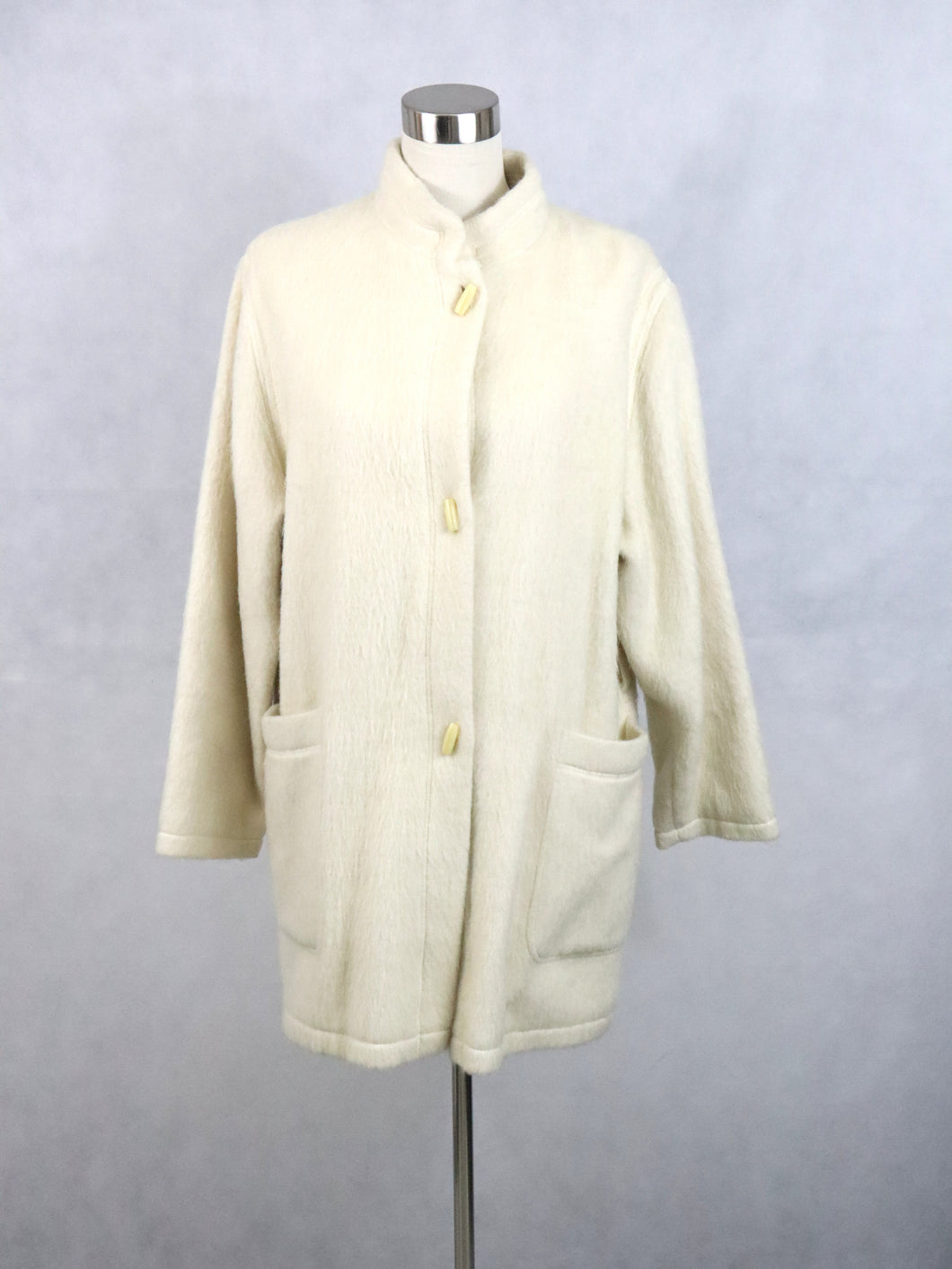 Fashion Line made in Finland valkoinen villakangastakki 42