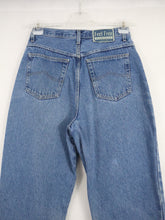 Lataa kuva Galleria-katseluun, Vaaleansiniset mom jeans vintagefarkut 40