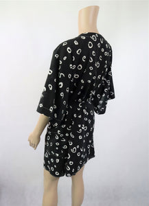 Mustavalkoinen kuviollinen kimono 38