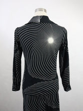 Lataa kuva Galleria-katseluun, Mustavalkoinen kuviollinen hame ja pusero 38