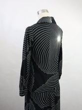 Lataa kuva Galleria-katseluun, Mustavalkoinen kuviollinen hame ja pusero 38