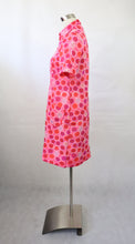 Lataa kuva Galleria-katseluun, Pinkki kuviollinen mekko D38