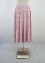 Lataa kuva Galleria-katseluun, Finn Karelia made in Finland vaaleanpunainen kuviollinen kotimainen vintage hame D46